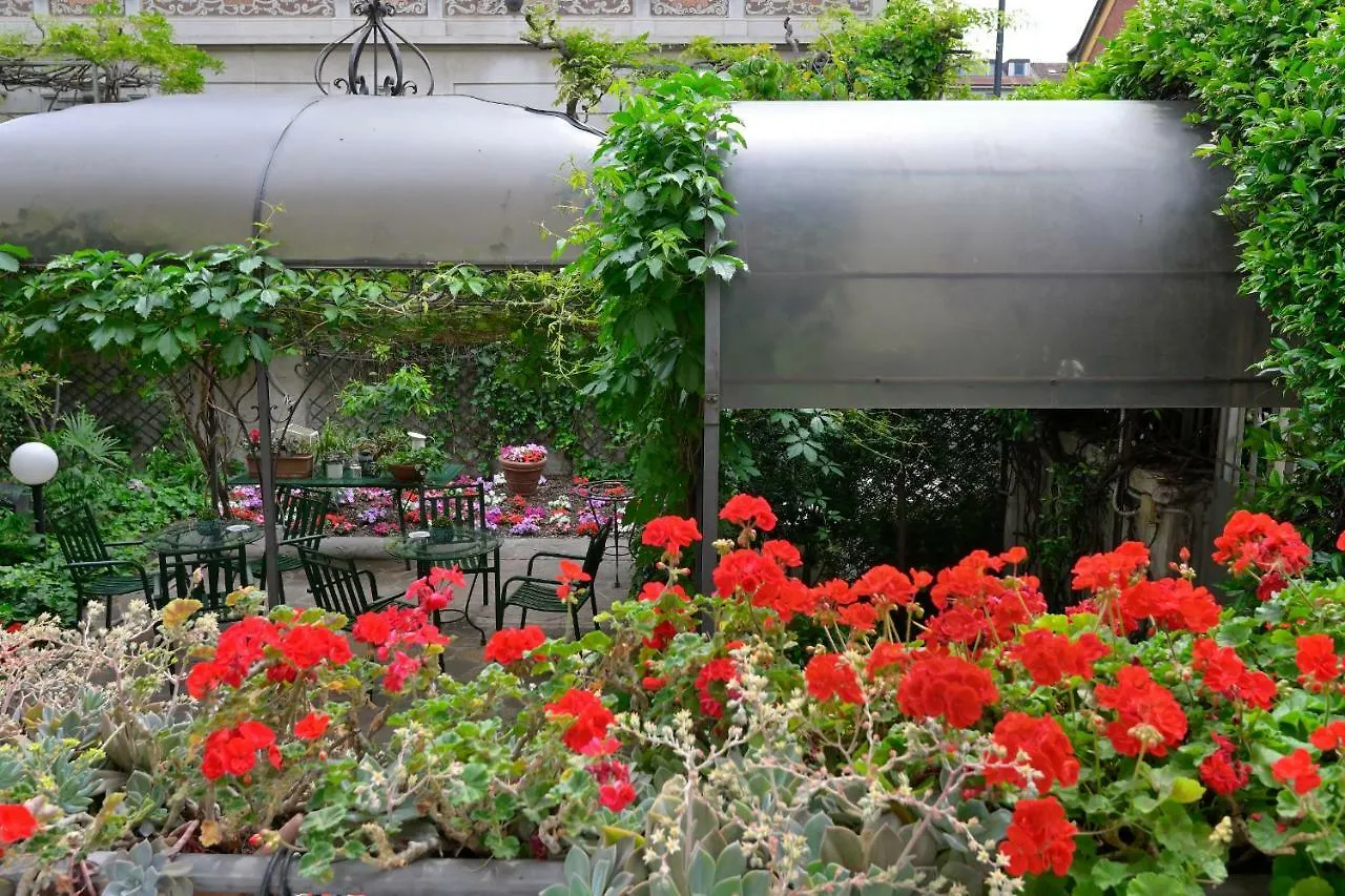 Hotel Bagliori Μιλάνο 3*,